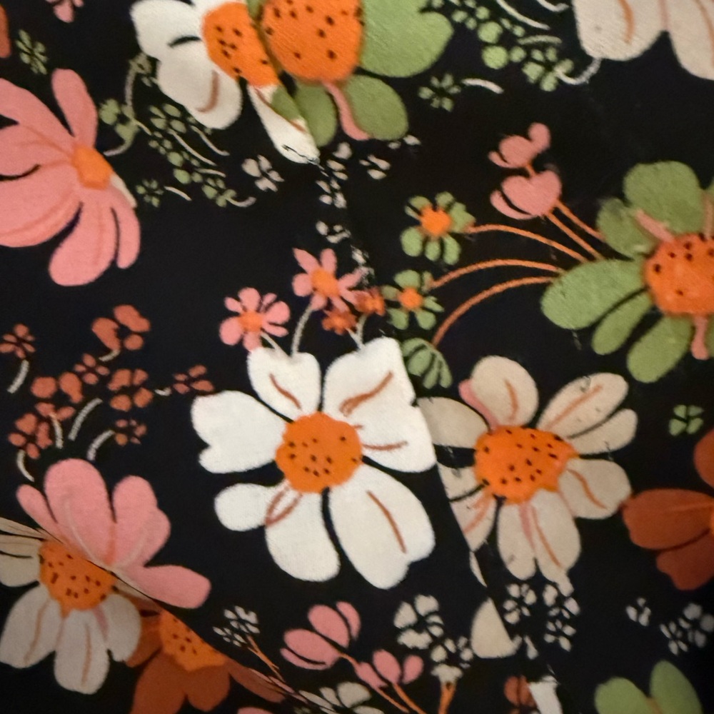 Traffic People Floral Wide Leg Jumper with Pink, Green and Orange Flowers - Picture 8 of 8